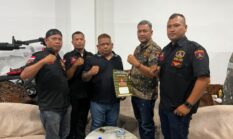 SAMSUL TARIGAN SERAHKAN SK PENGUKUHAN AHMAD PUTRA LUBIS SEBAGAI KETUA DPC GRIB JAYA LABUHANBATU
